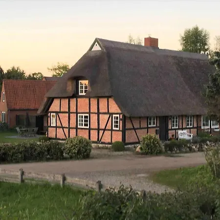 Haus Ruhe Unter Reet * Schmiedendorf